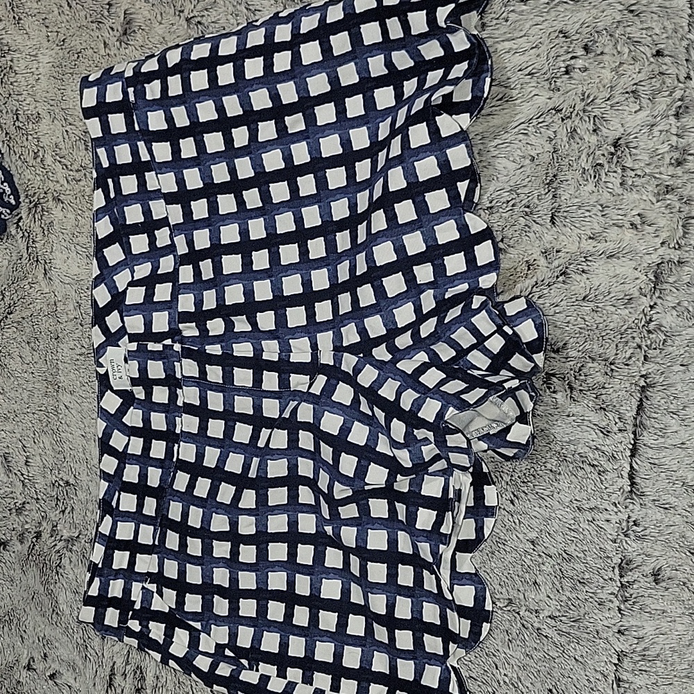 Crown and Ivy Shorts